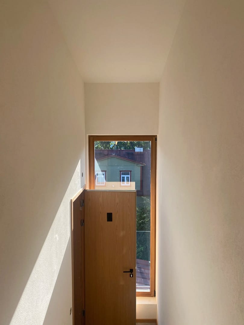 Marmor-lubikrohv, CreativEstate